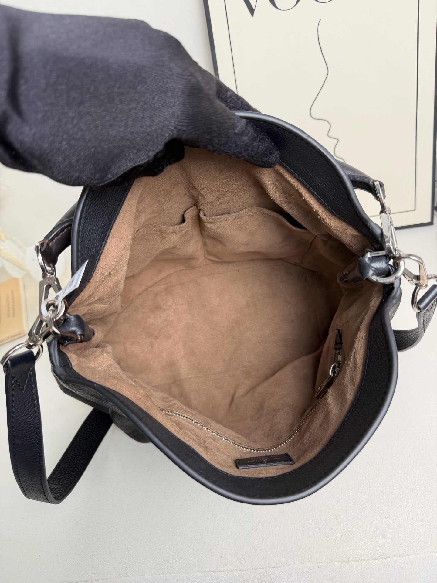Louis Vuitton - Other - Leather - Black - (medium)