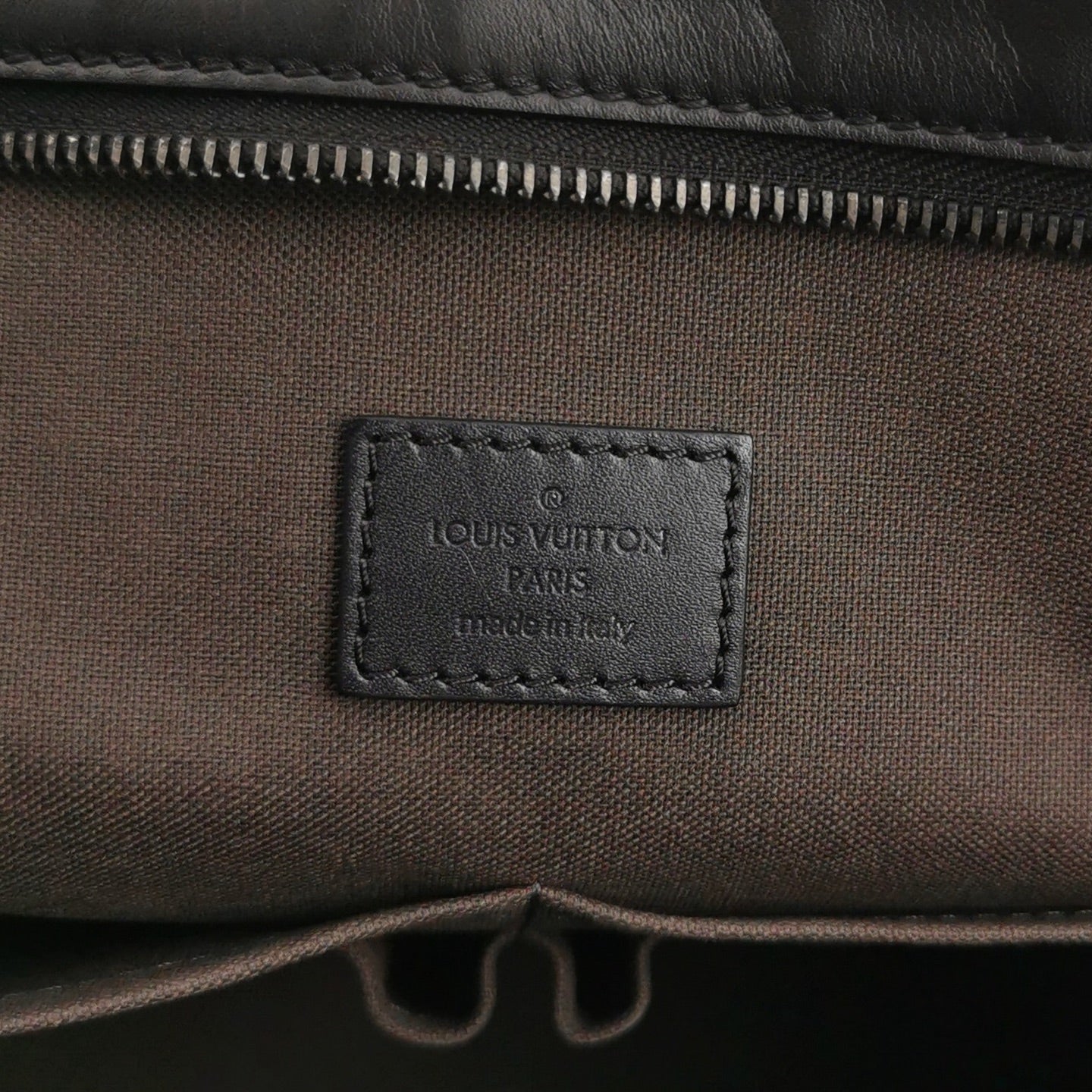 Louis Vuitton - Other - Leather - Black - (medium)