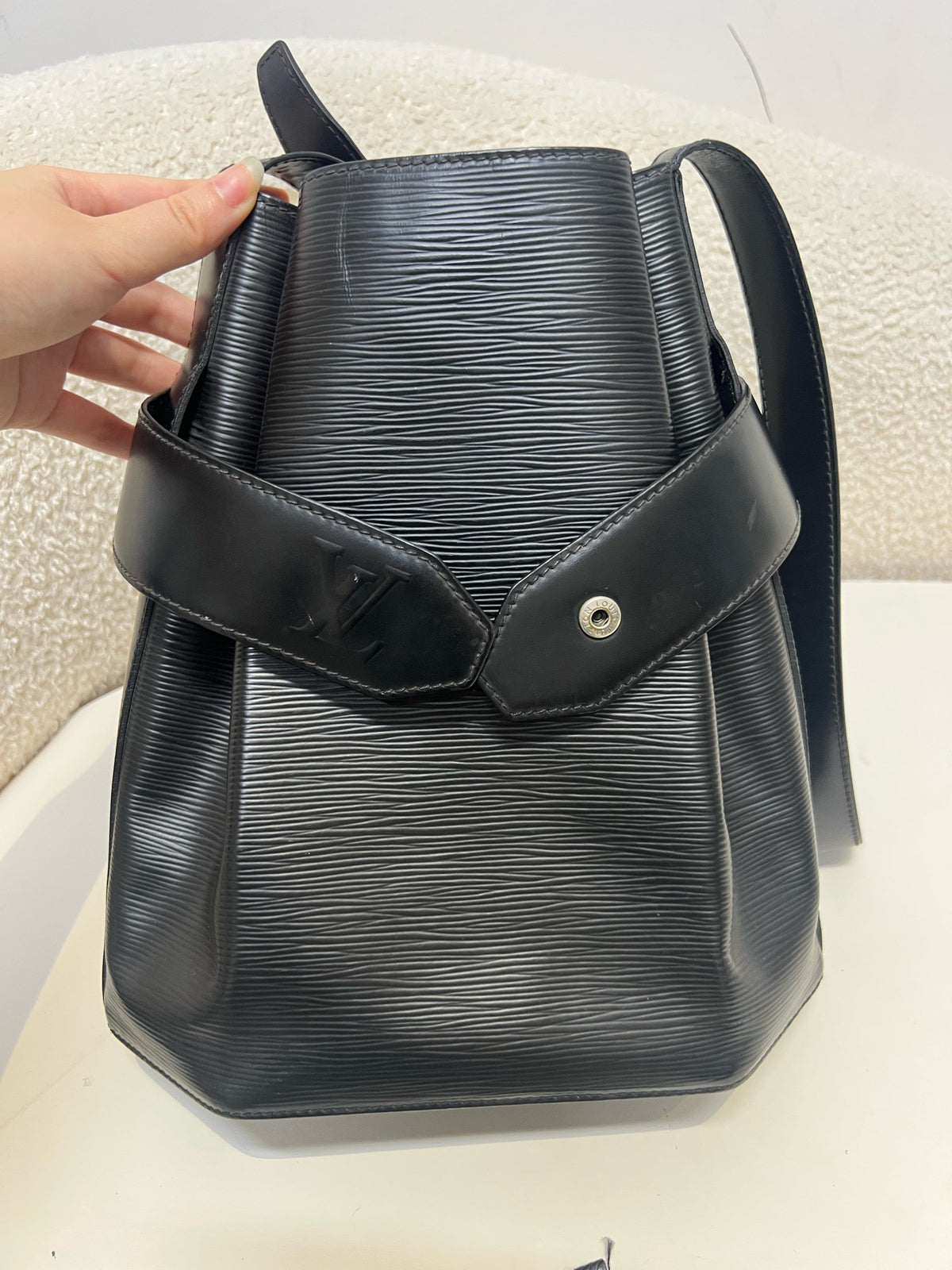 Louis Vuitton - Other - Leather - Black - (Medium)