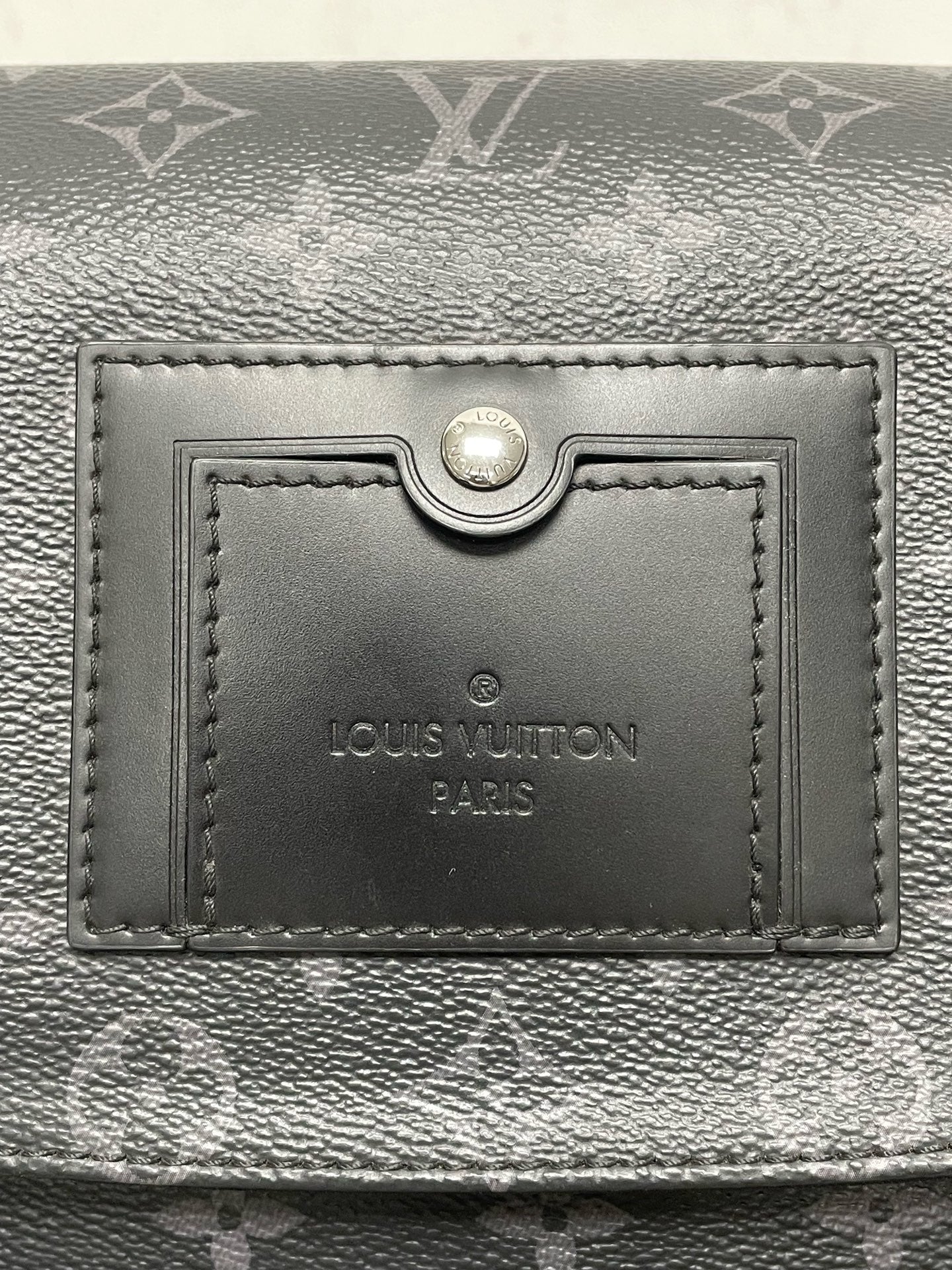 Louis Vuitton - Other - Leather - Black - (medium)