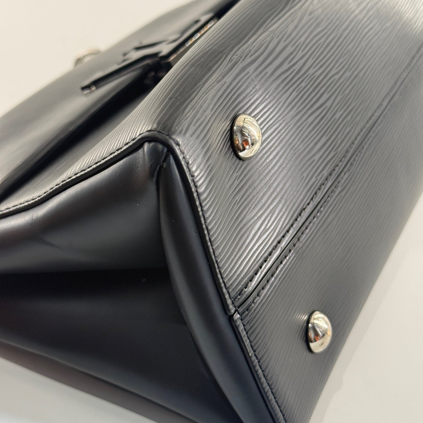 Louis Vuitton - Other - Leather - Black - (medium)