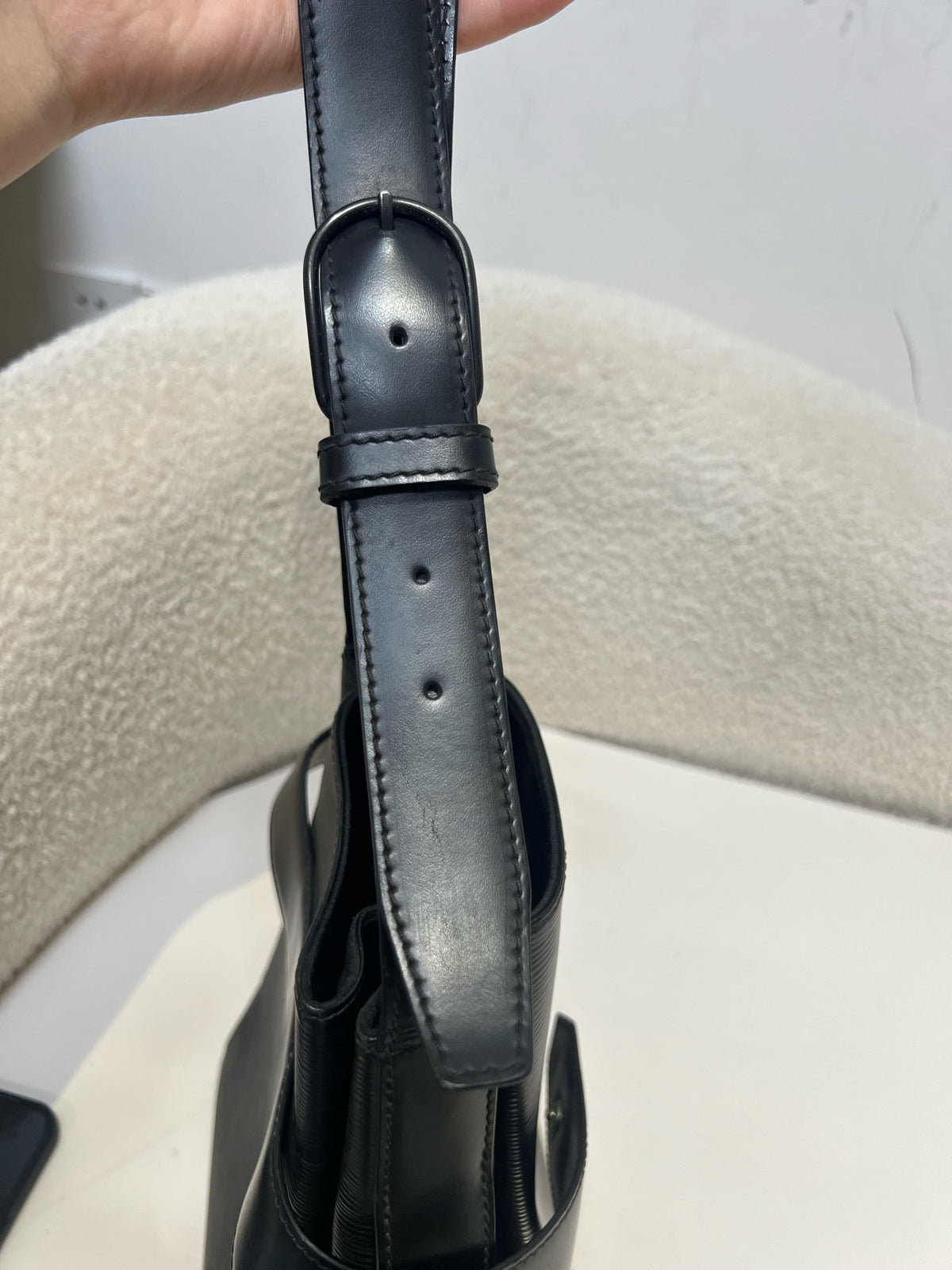 Louis Vuitton - Other - Leather - Black - (Medium)