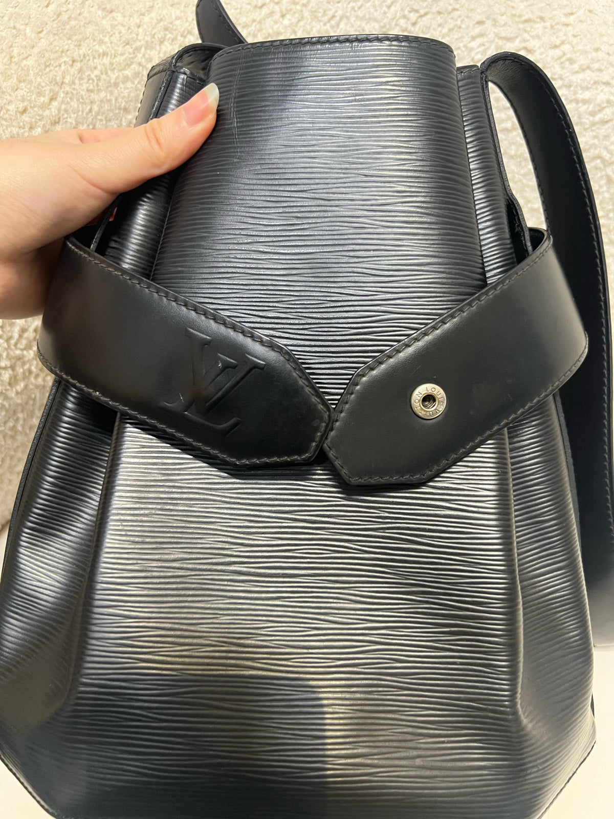 Louis Vuitton - Other - Leather - Black - (Medium)