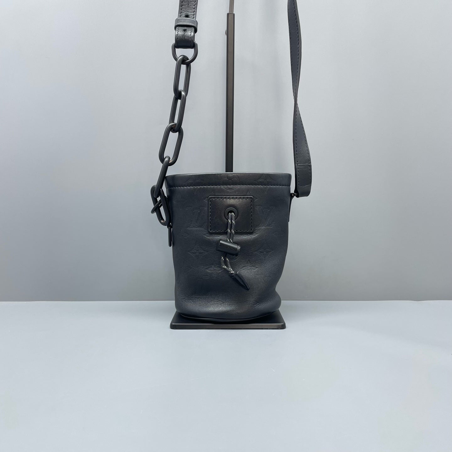 Louis Vuitton - Other - Leather - Black - (mini)