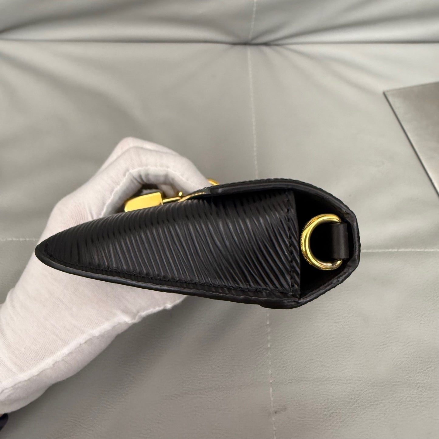 Louis Vuitton - Other - Leather - Black - (mini)
