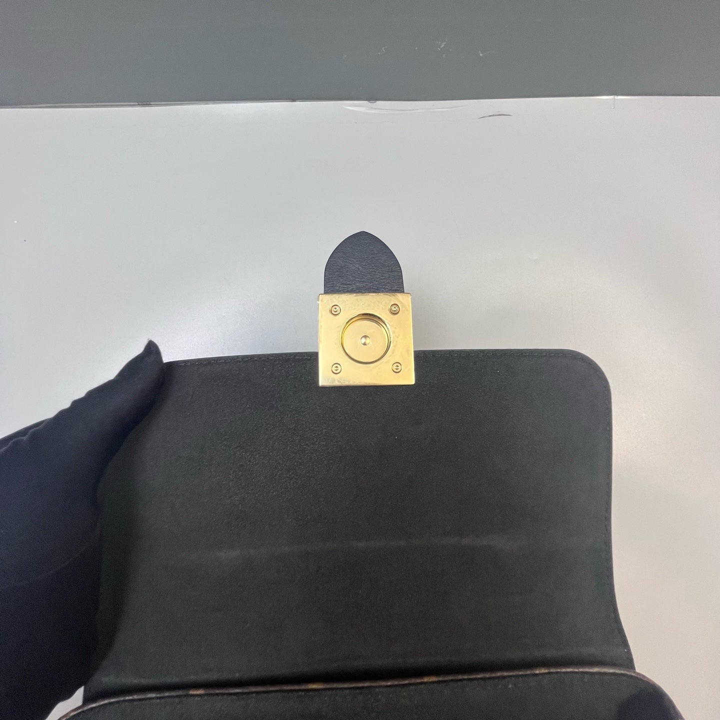 Louis Vuitton - Other - Leather - Black - (mini)