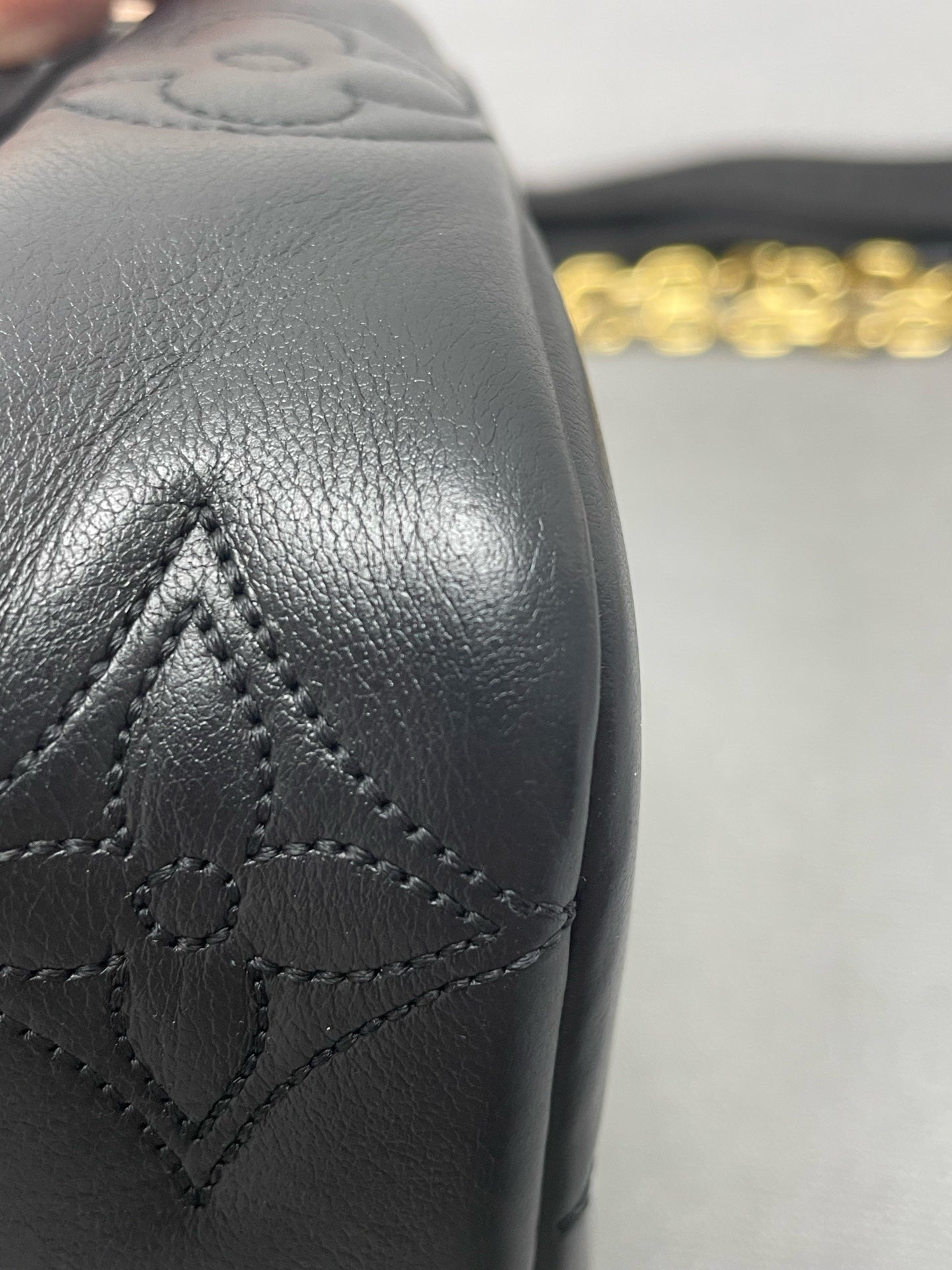 Louis Vuitton - Other - Leather - Black - (mini)