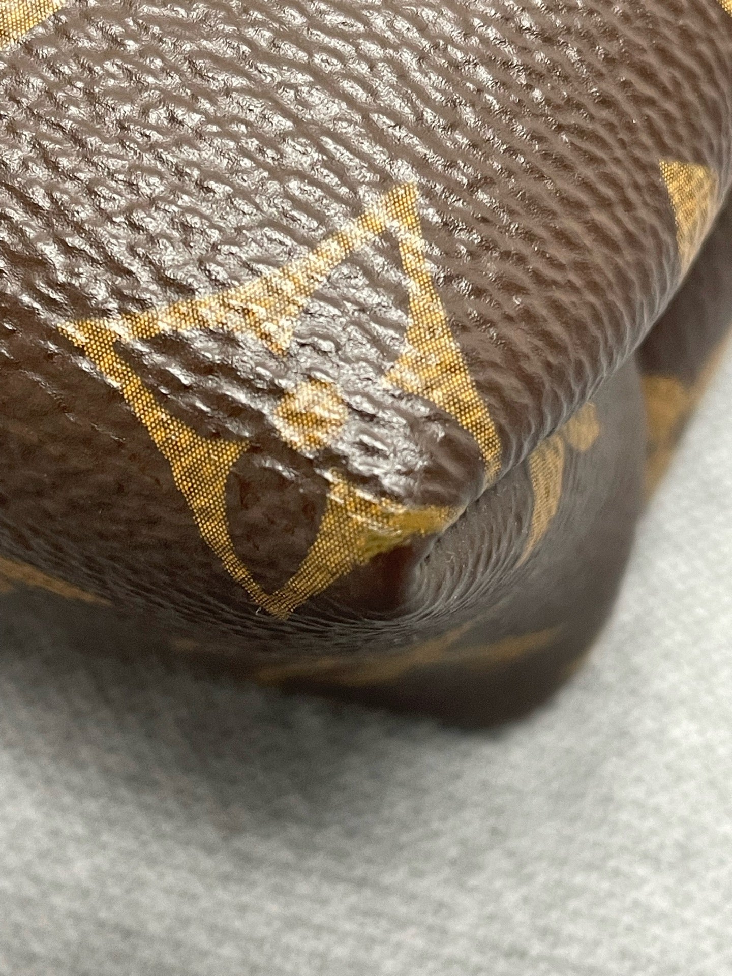 Louis Vuitton - Other - Leather - Black - (mini)