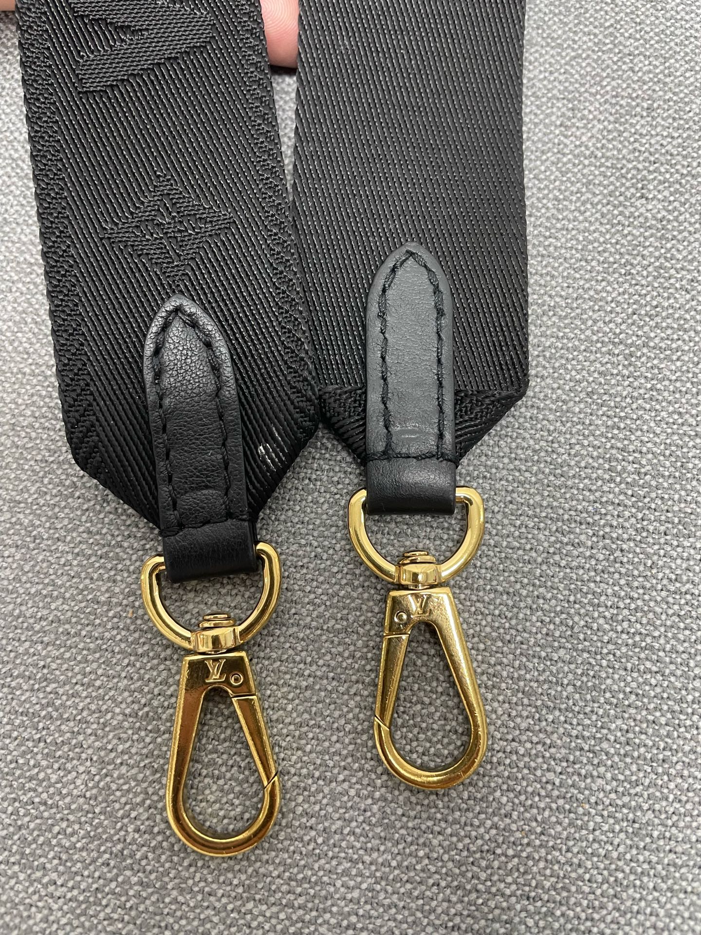 Louis Vuitton - Other - Leather - Black - (mini)