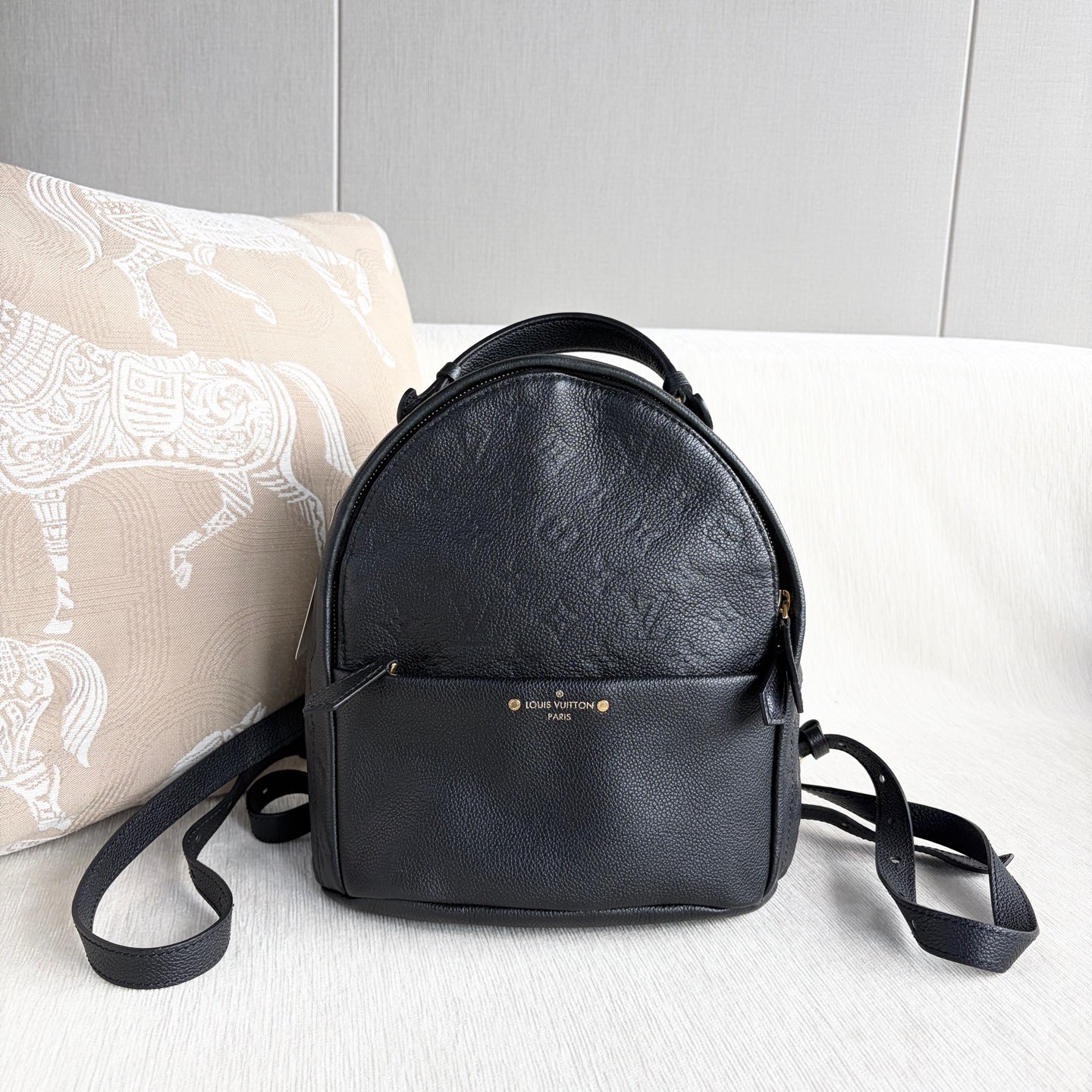 Louis Vuitton - Other - Leather - Black - (small)