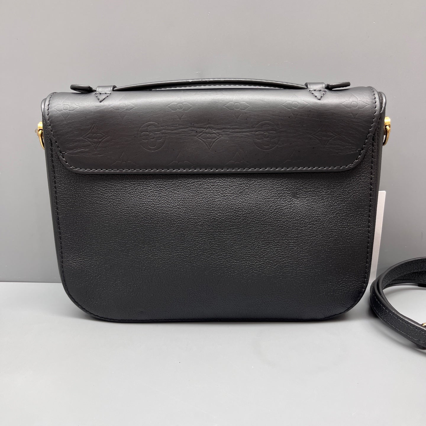 Louis Vuitton - Other - Leather - Black - (small)