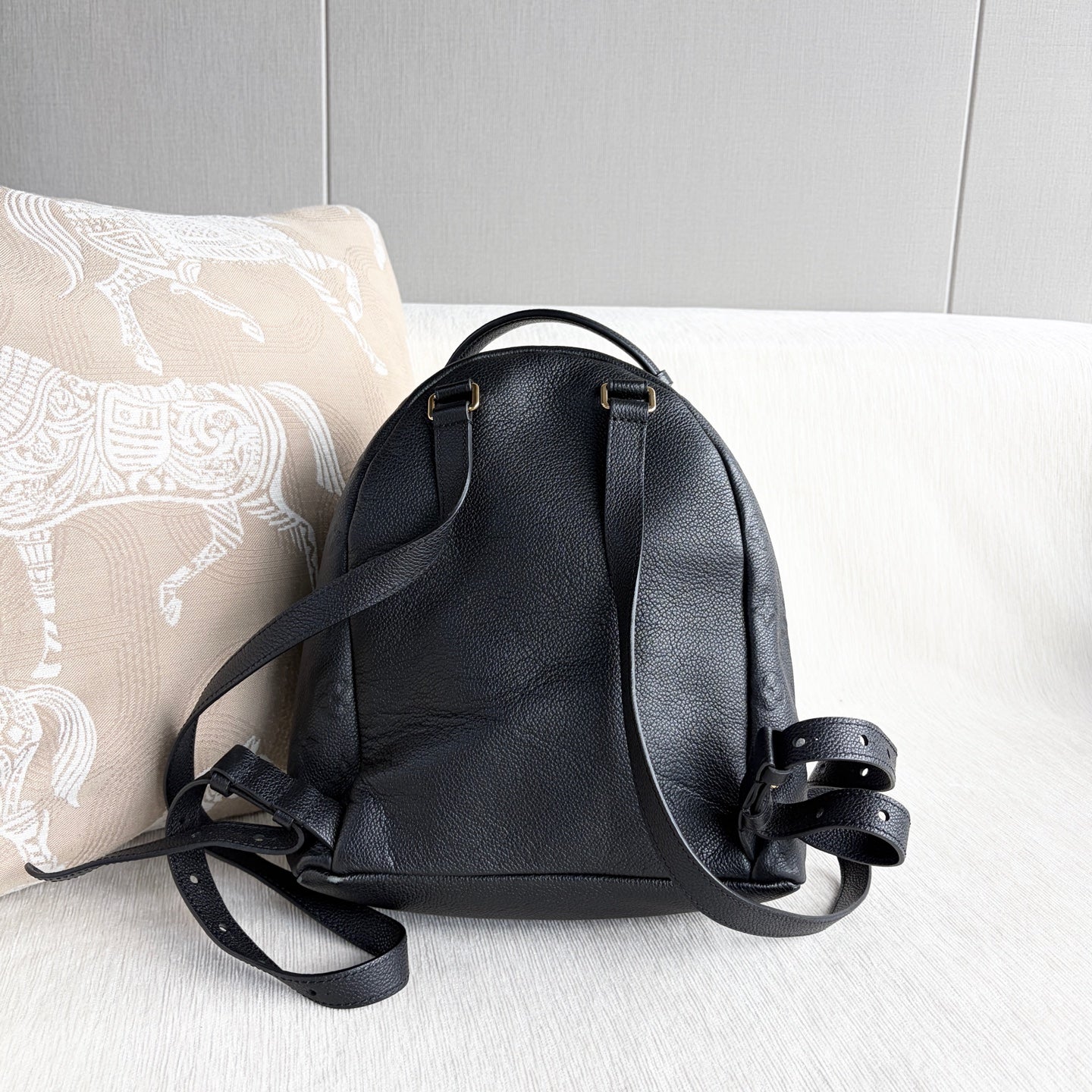 Louis Vuitton - Other - Leather - Black - (small)