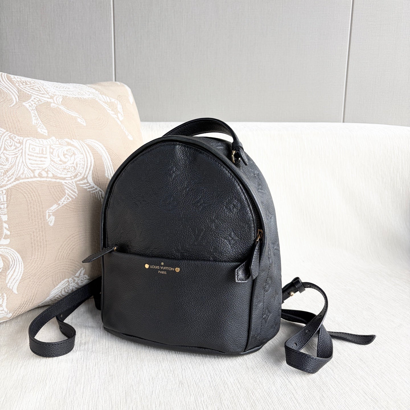 Louis Vuitton - Other - Leather - Black - (small)