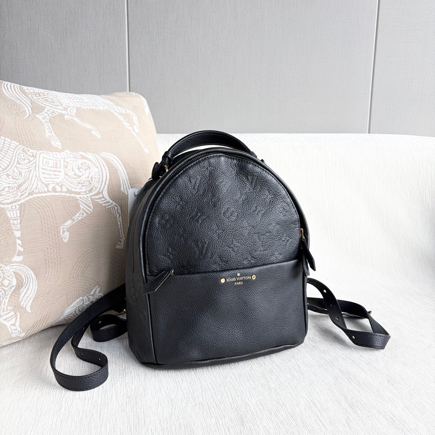 Louis Vuitton - Other - Leather - Black - (small)