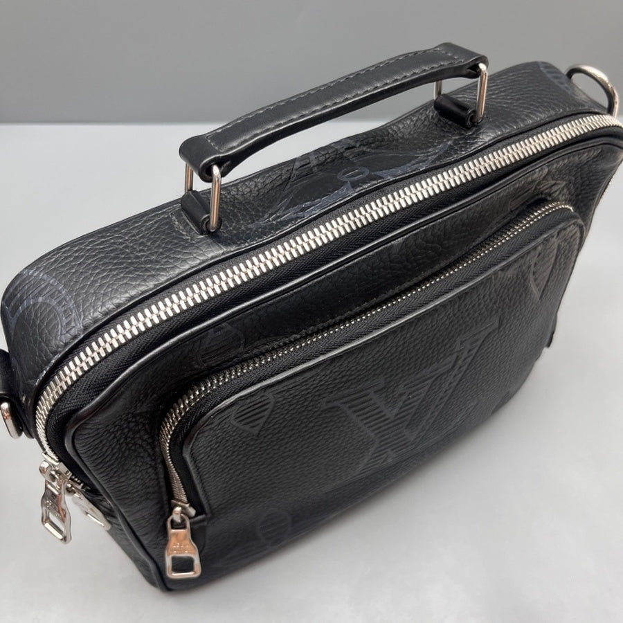 Louis Vuitton - Other - Leather - Black - (Small)