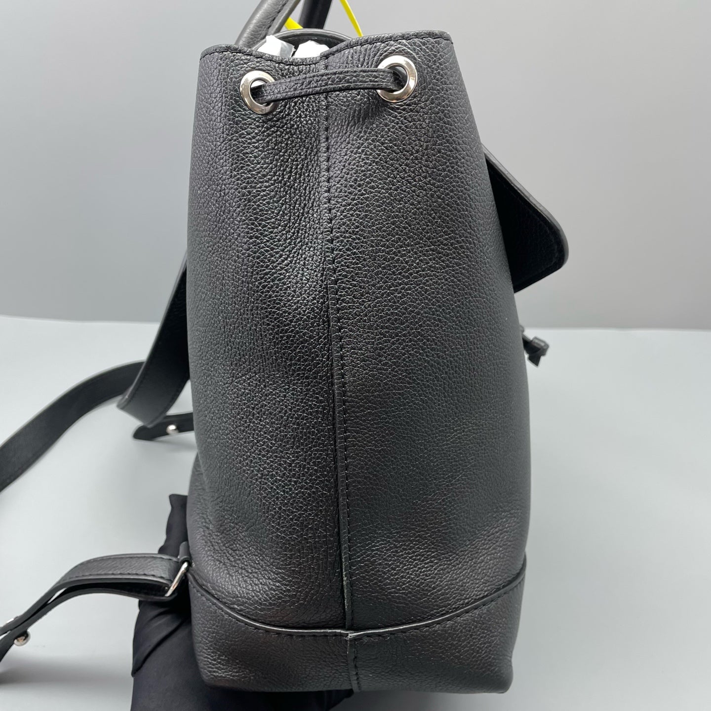 Louis Vuitton - Other - Leather - Black - (small)