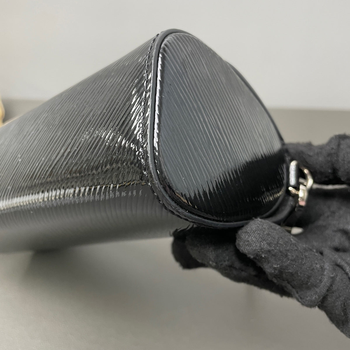 Louis Vuitton - Other - Leather - Black - (Small)