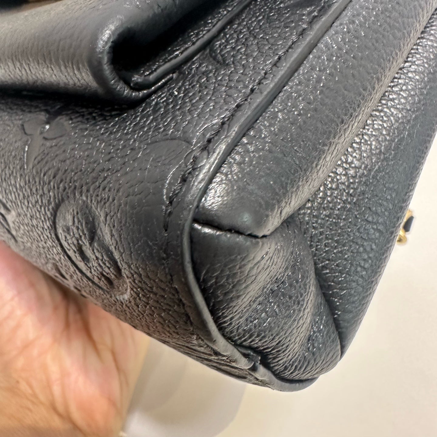 Louis Vuitton - Other - Leather - Black - (small)