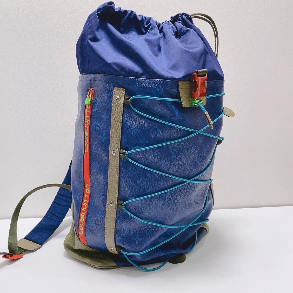 Louis Vuitton - Other - Leather - Blue - (large)