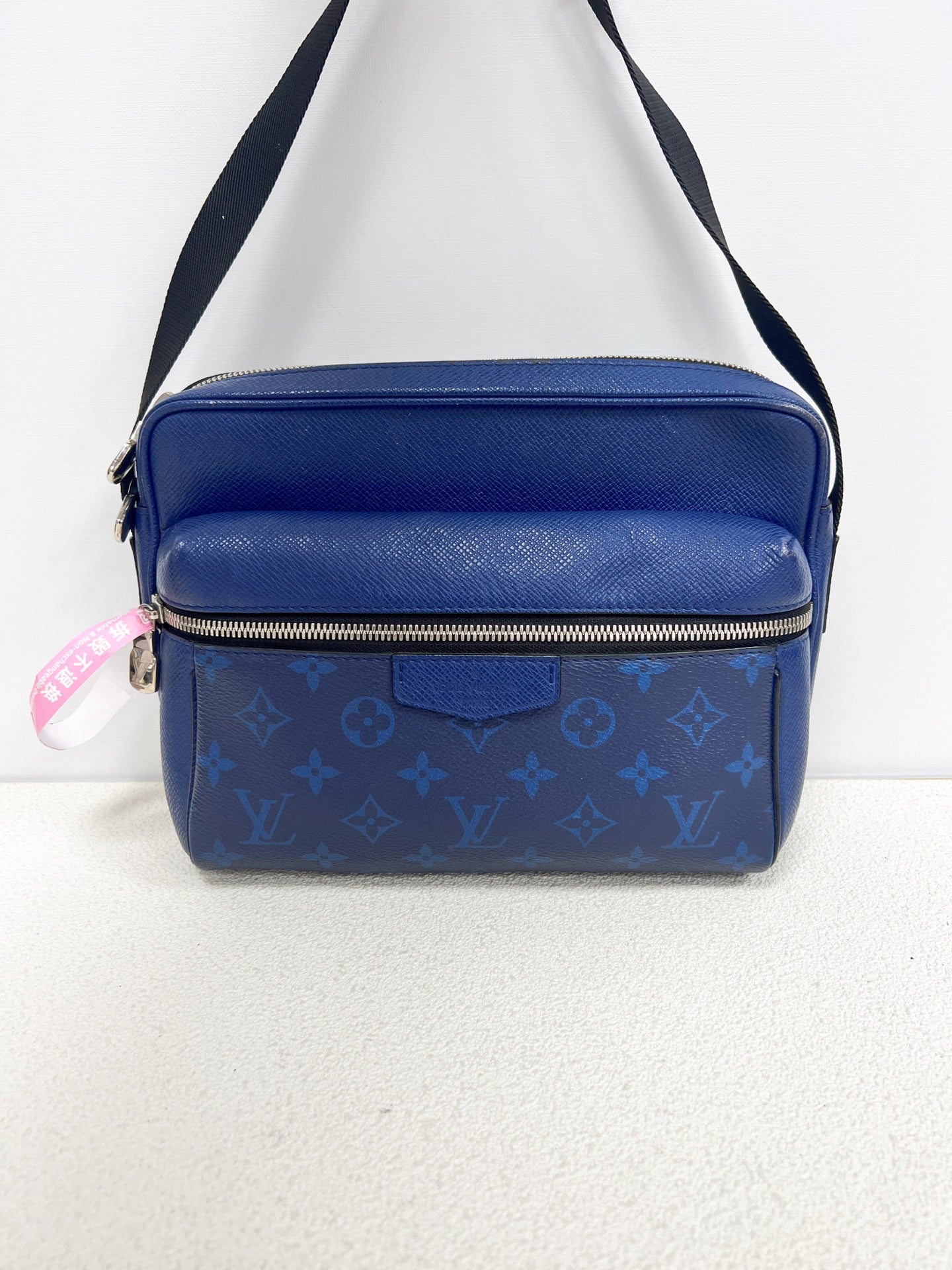Louis Vuitton - Other - Leather - Blue - (medium)