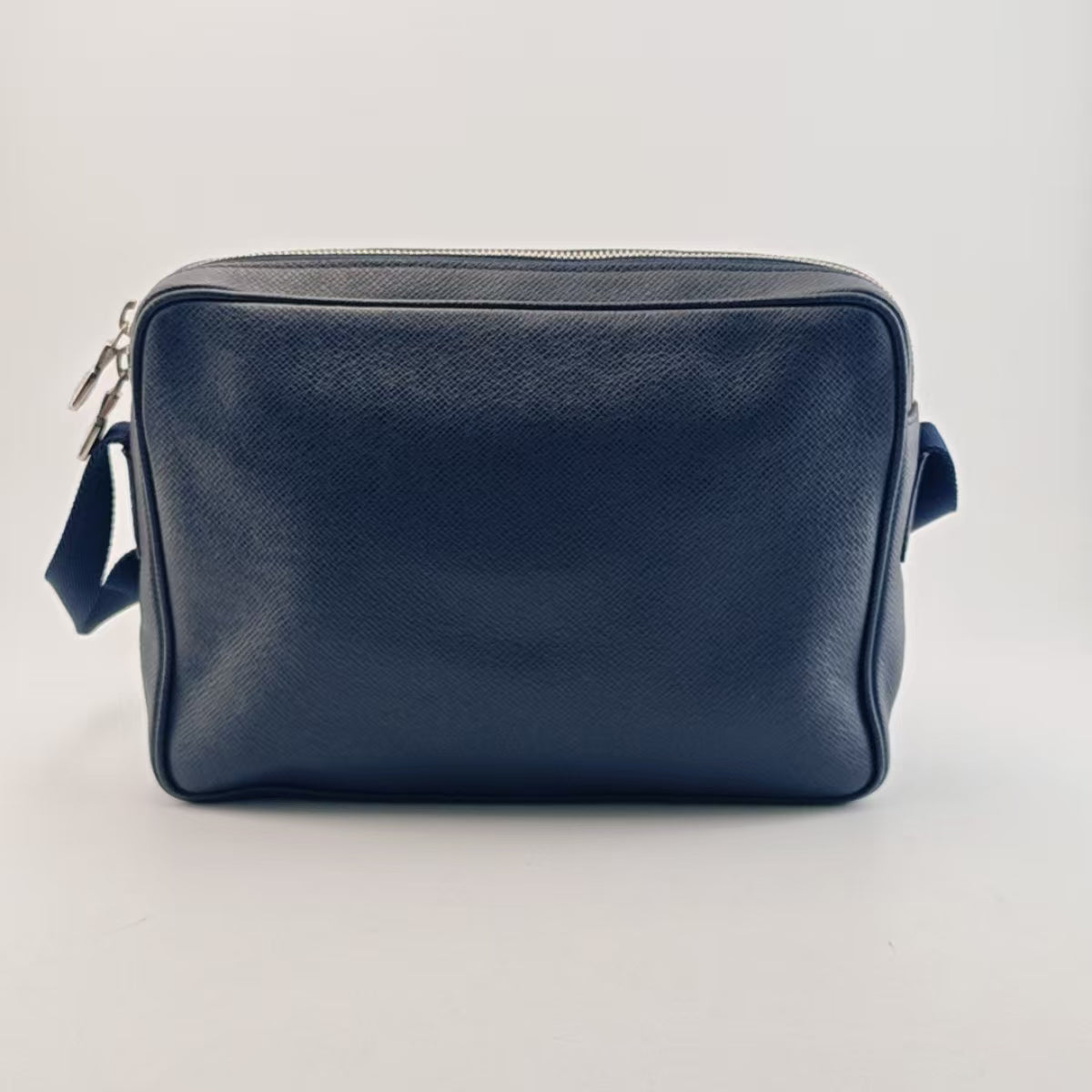 Louis Vuitton - Other - Leather - Blue - (medium)