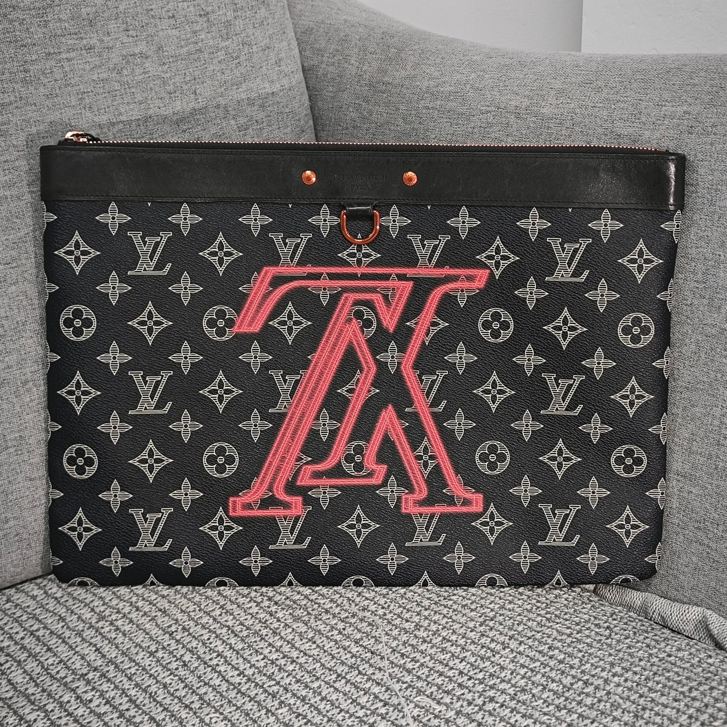 Louis Vuitton - Other - Leather - Blue - (medium)