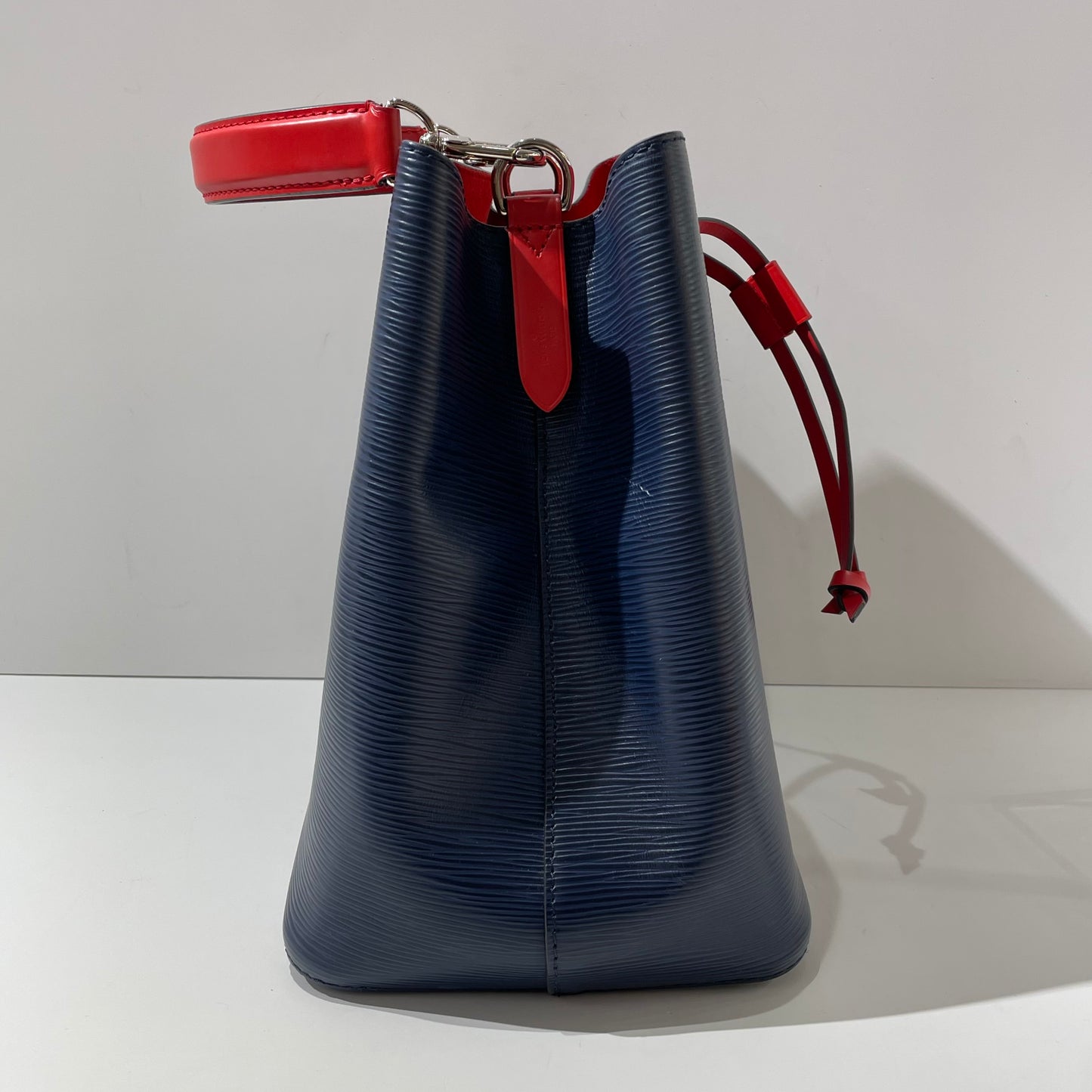 Louis Vuitton - Other - Leather - Blue - (medium)