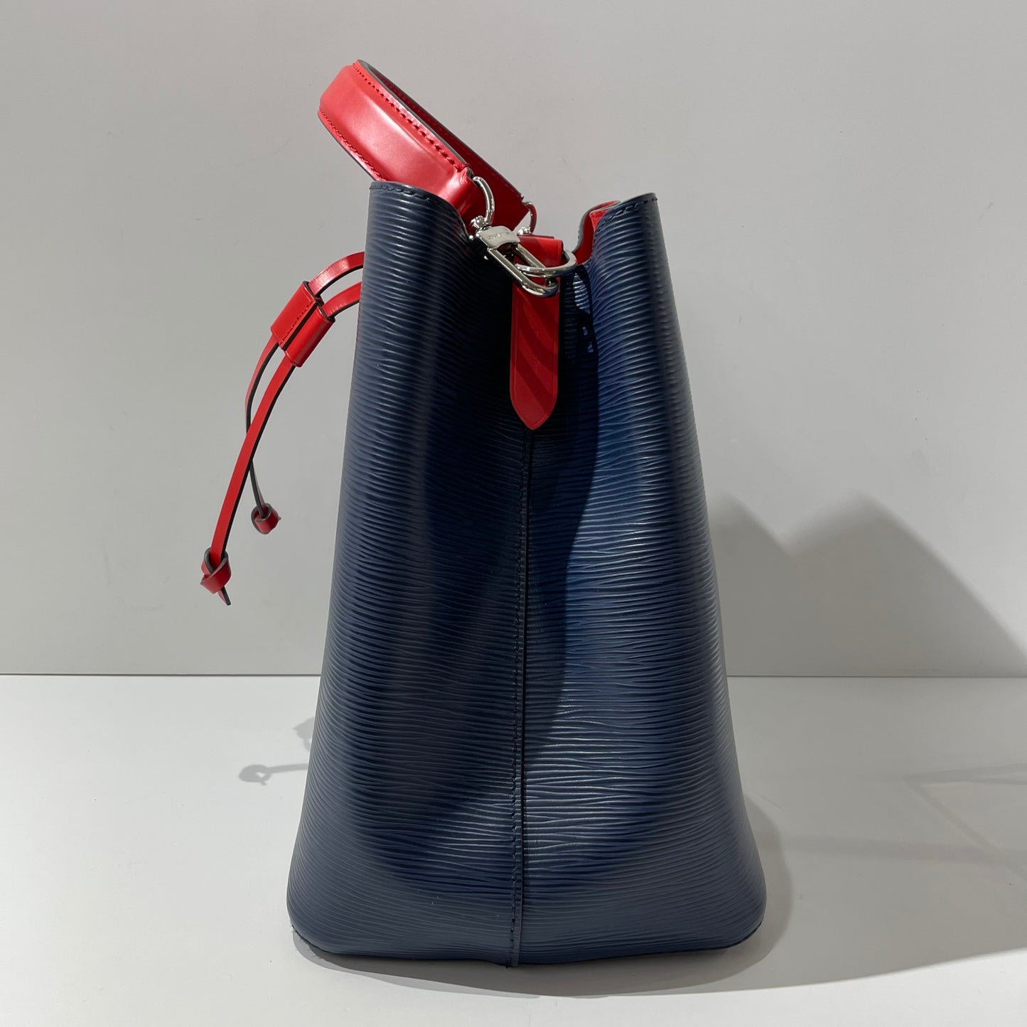 Louis Vuitton - Other - Leather - Blue - (medium)