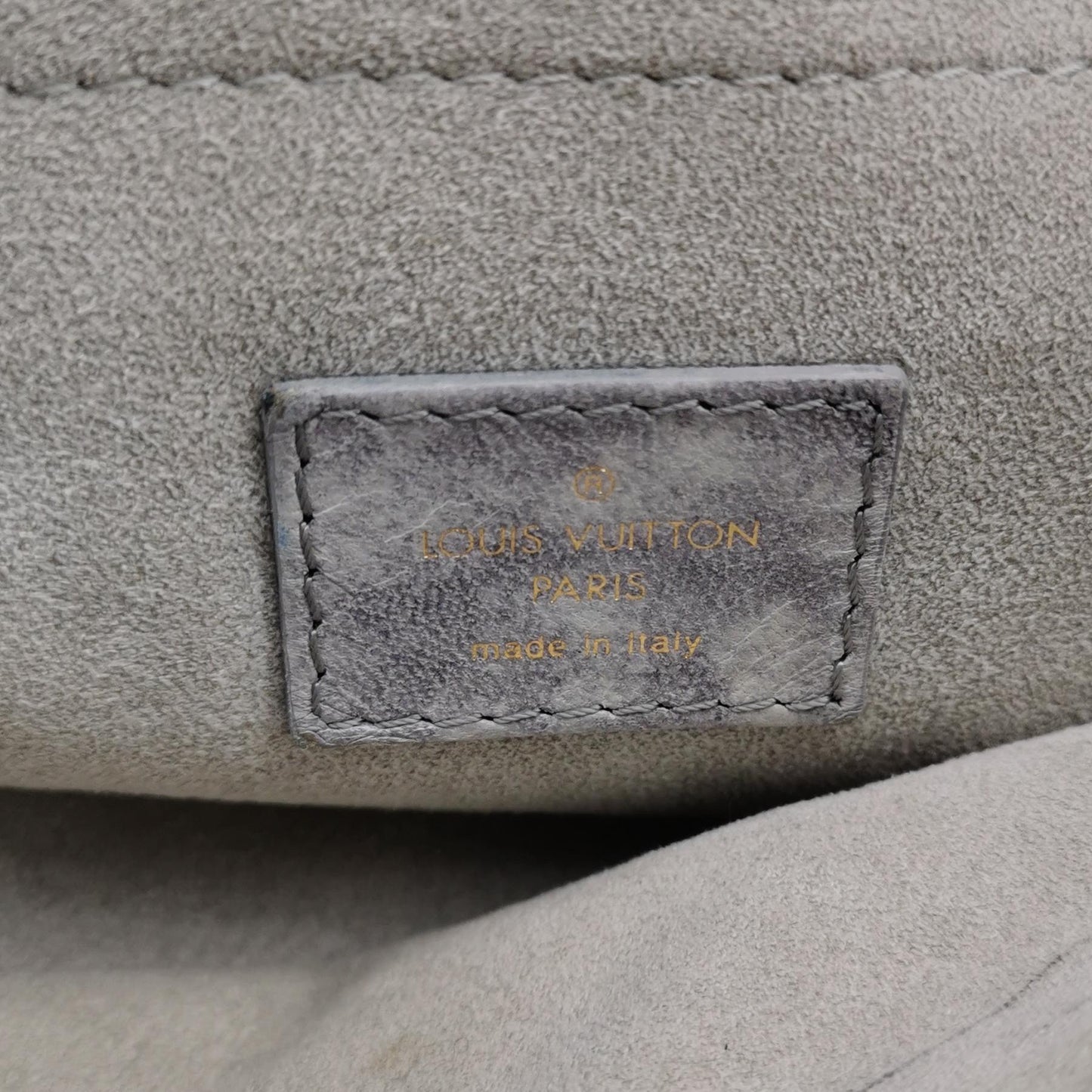 Louis Vuitton - Other - Leather - Blue - (medium)