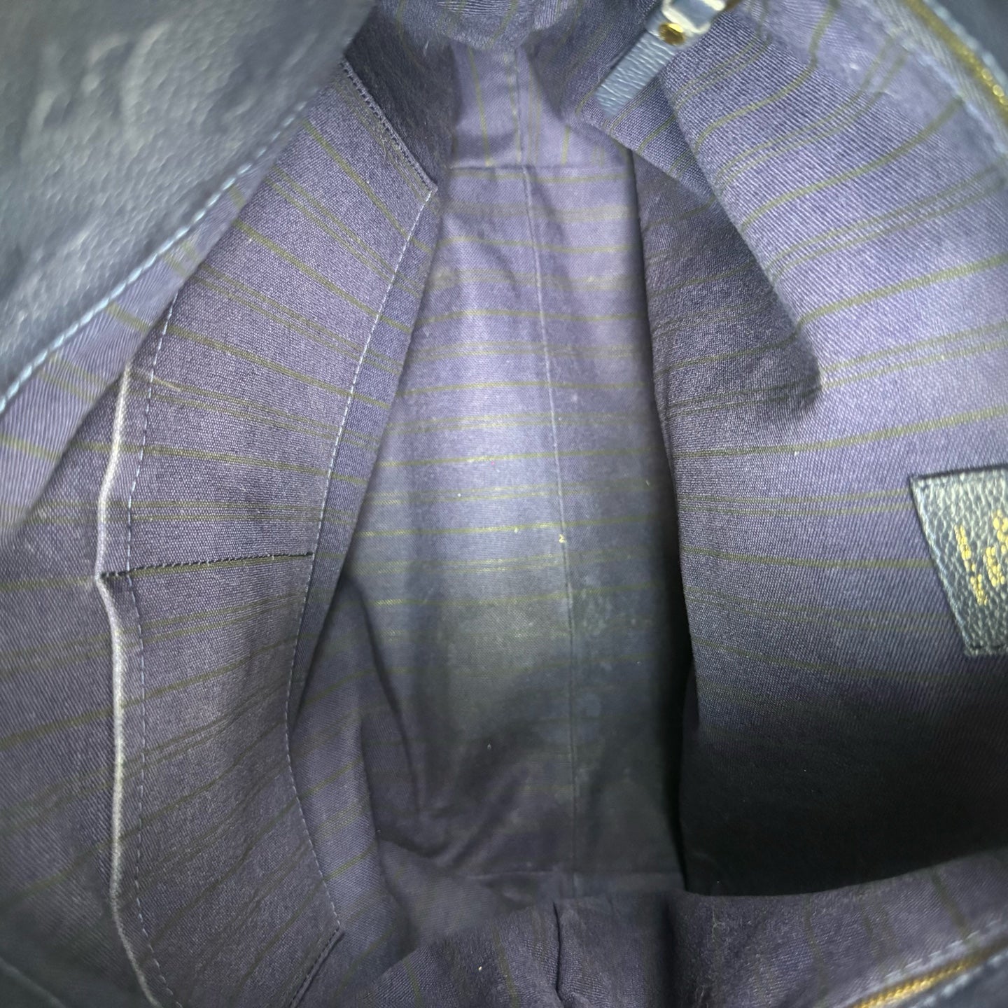 Louis Vuitton - Other - Leather - Blue - (medium)