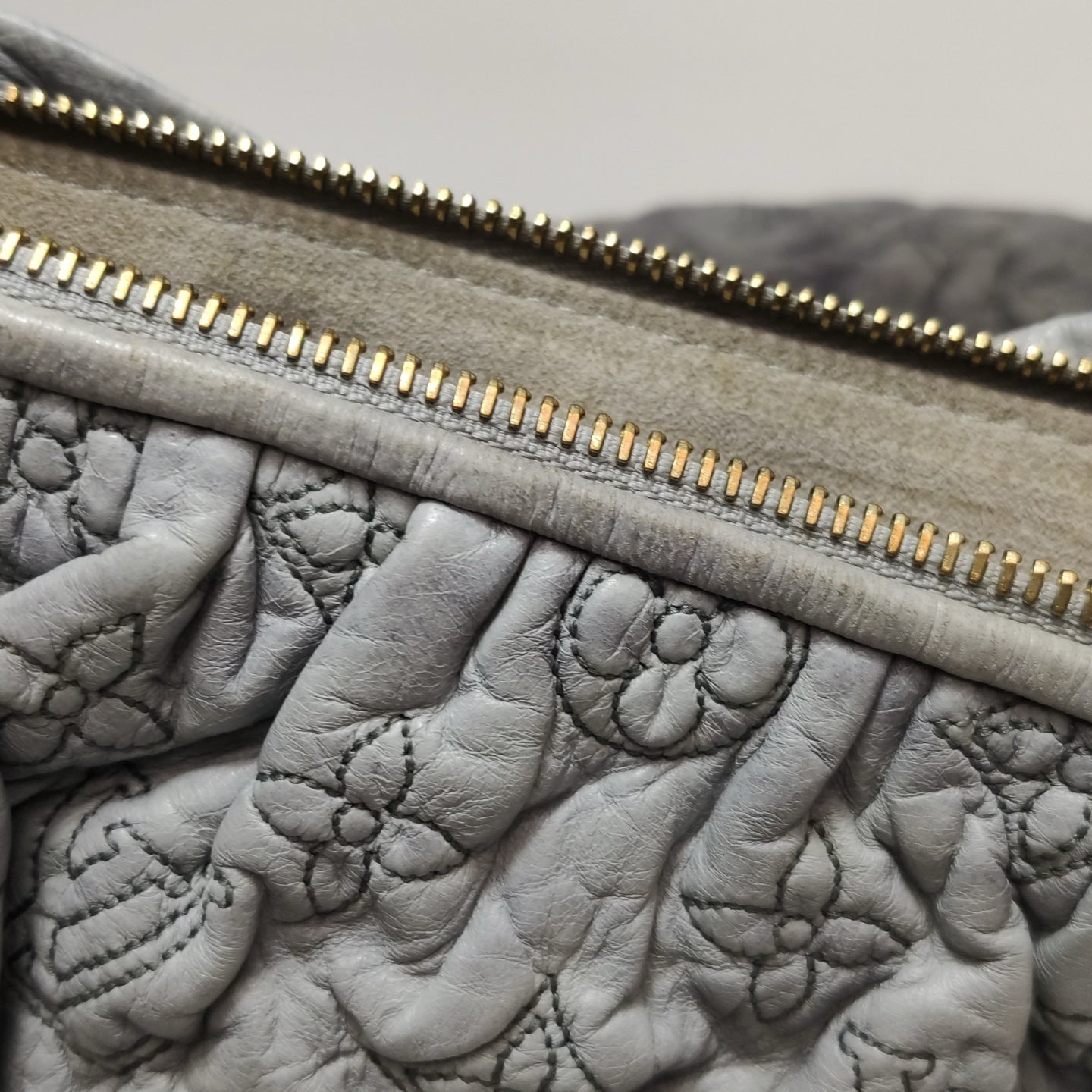 Louis Vuitton - Other - Leather - Blue - (medium)