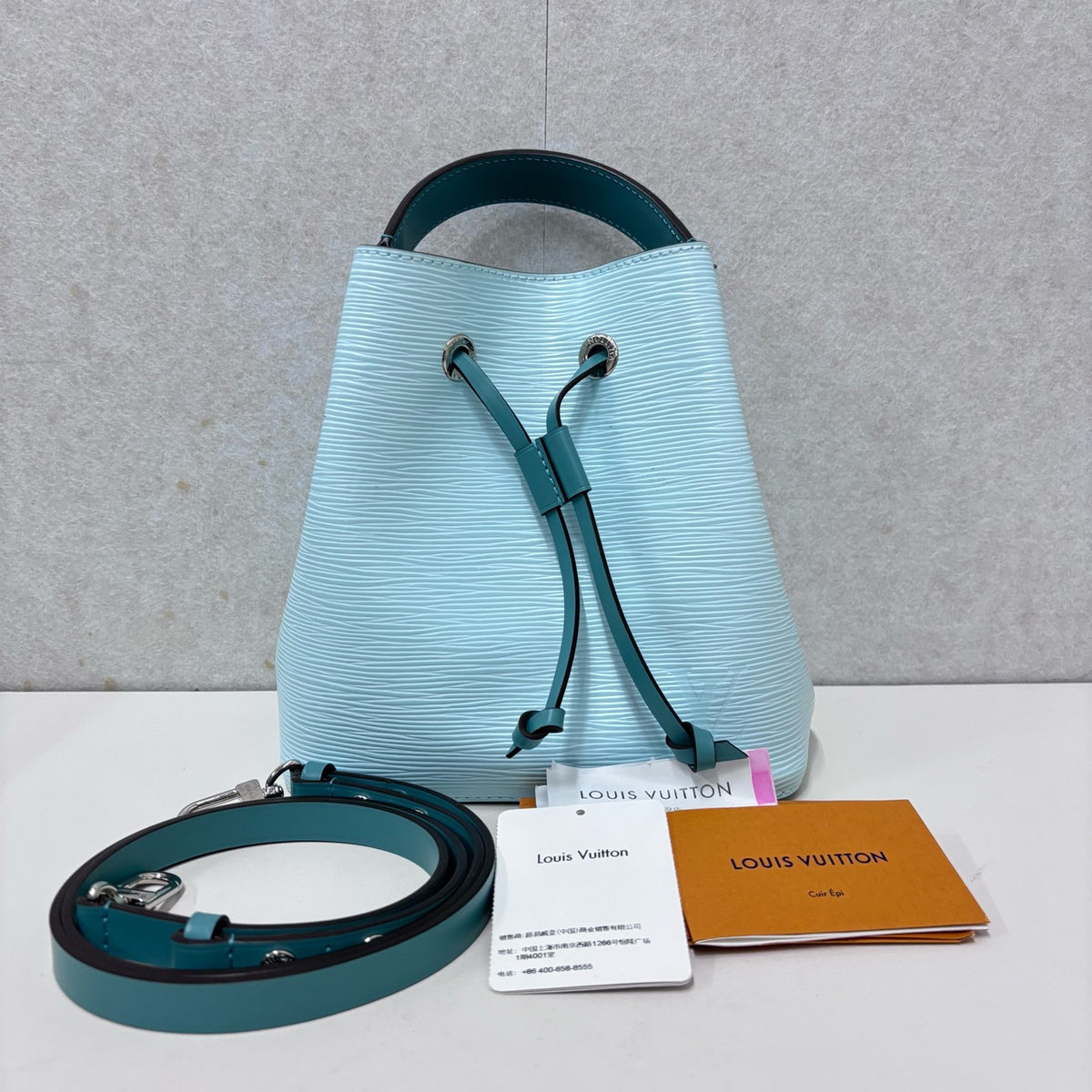 Louis Vuitton - Other - Leather - Blue - (small)