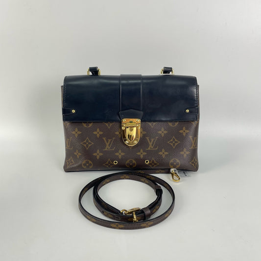 Louis Vuitton - Other - Leather - Brown - (medium)