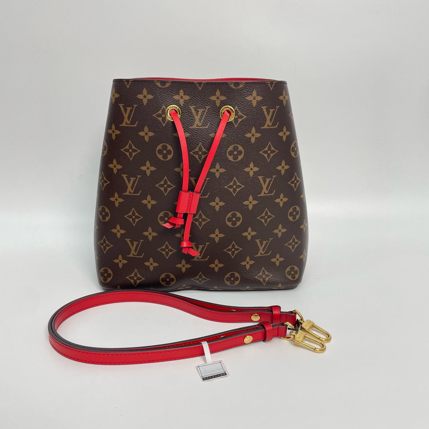 Louis Vuitton - Other - Leather - Brown - (medium)