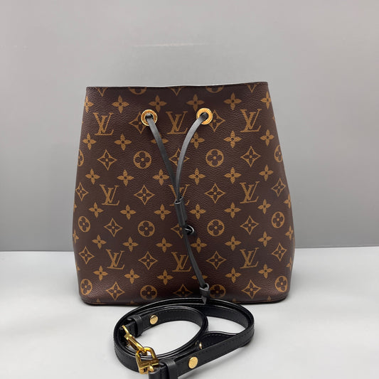 Louis Vuitton - Other - Leather - Brown - (medium)