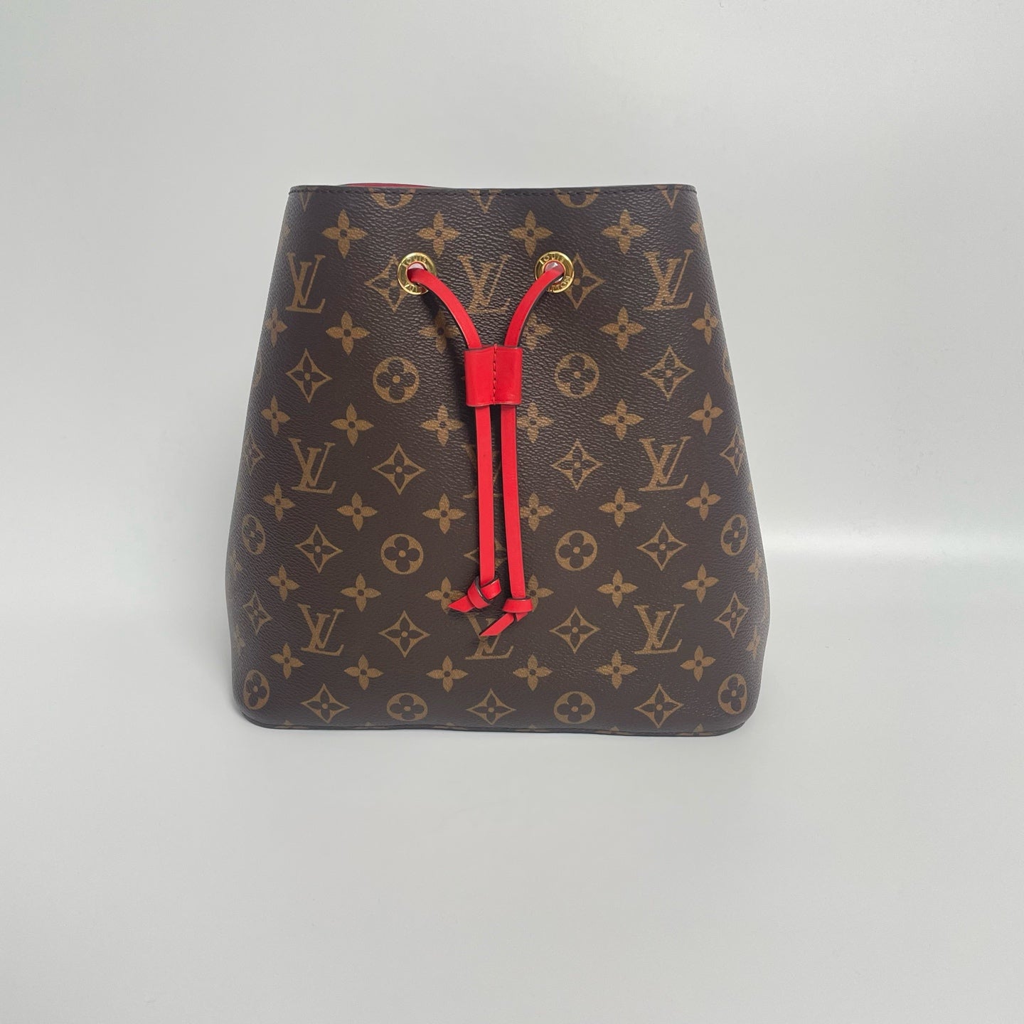 Louis Vuitton - Other - Leather - Brown - (medium)