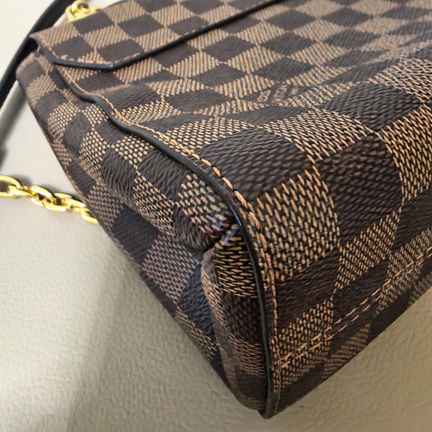 Louis Vuitton - Other - Leather - Brown - (medium)