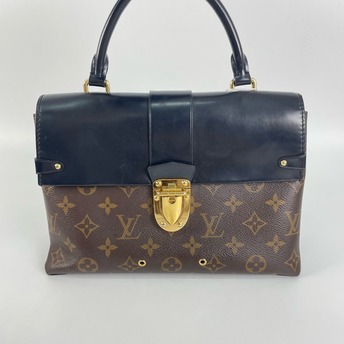 Louis Vuitton - Other - Leather - Brown - (medium)