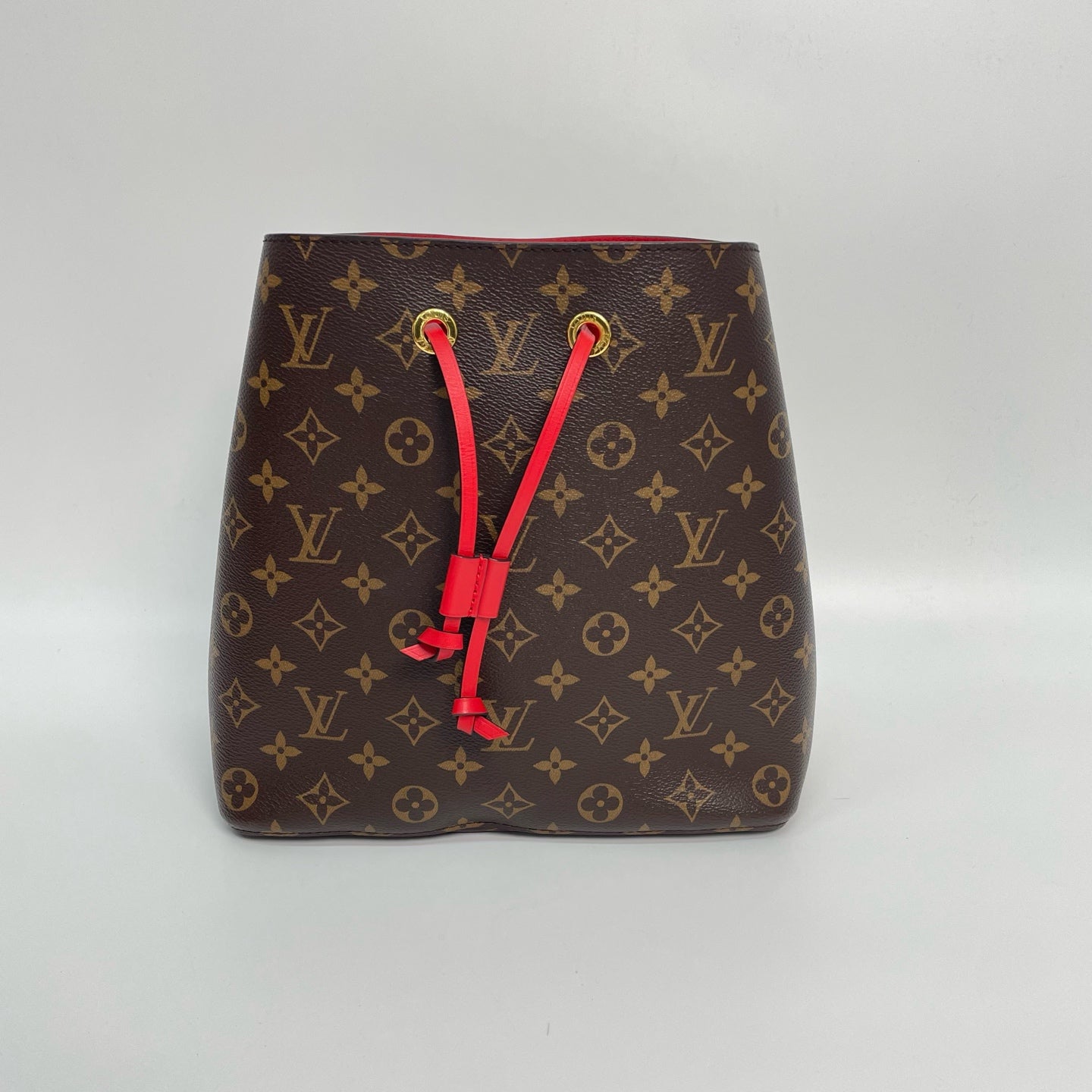 Louis Vuitton - Other - Leather - Brown - (medium)