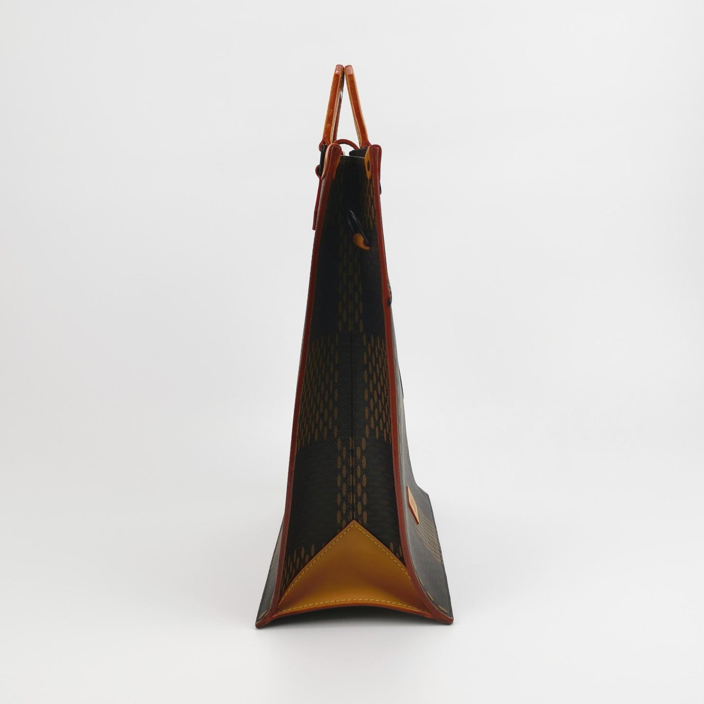 Louis Vuitton - Other - Leather - Brown - (medium)