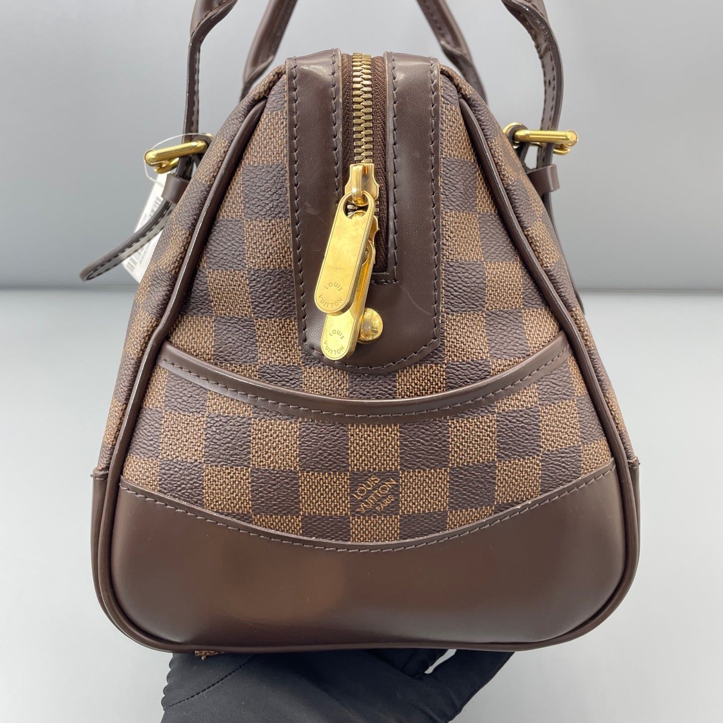 Louis Vuitton - Other - Leather - Brown - (medium)