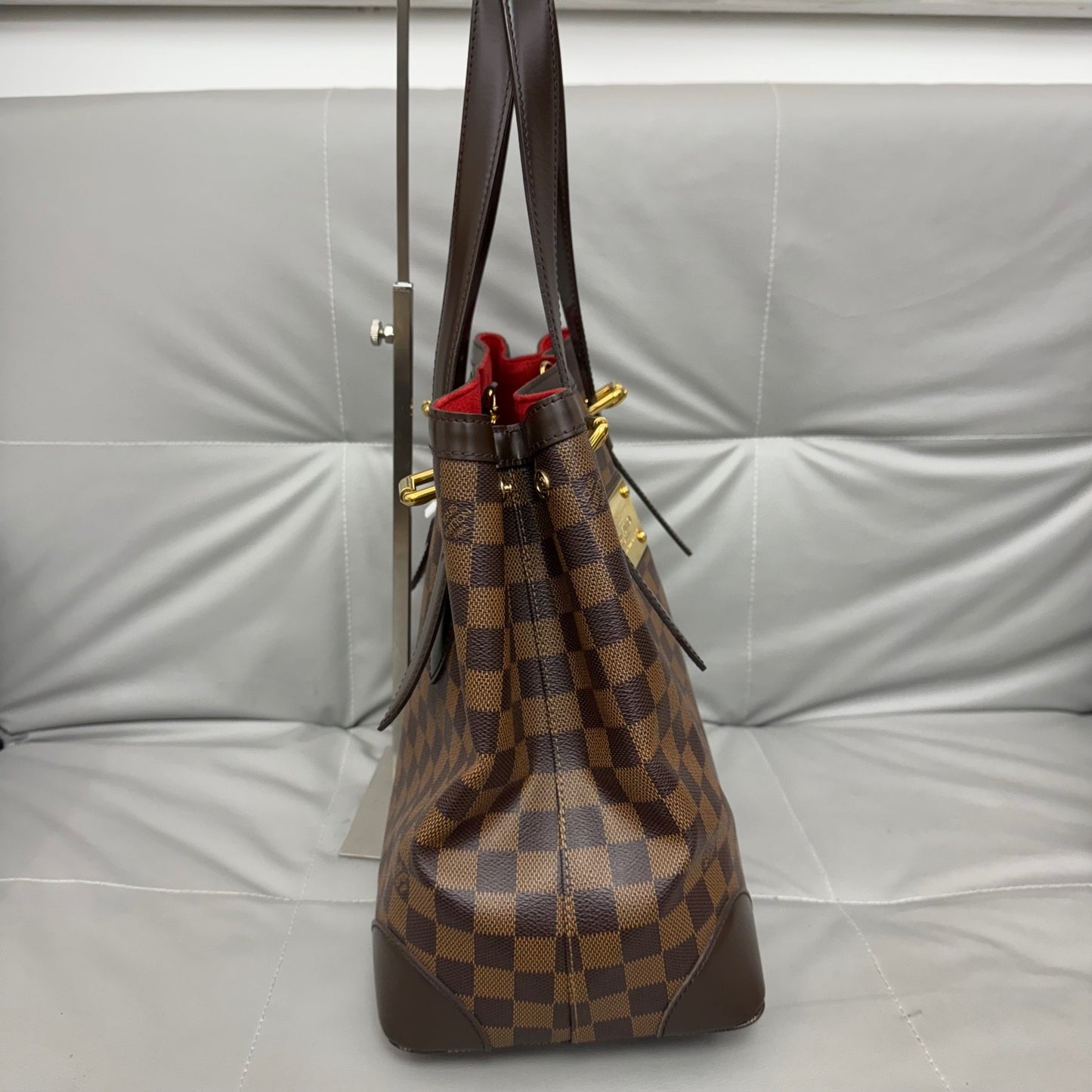 Louis Vuitton - Other - Leather - Brown - (medium)