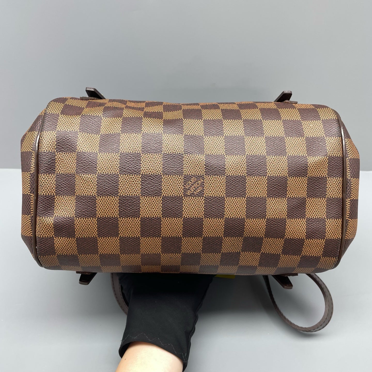 Louis Vuitton - Other - Leather - Brown - (medium)