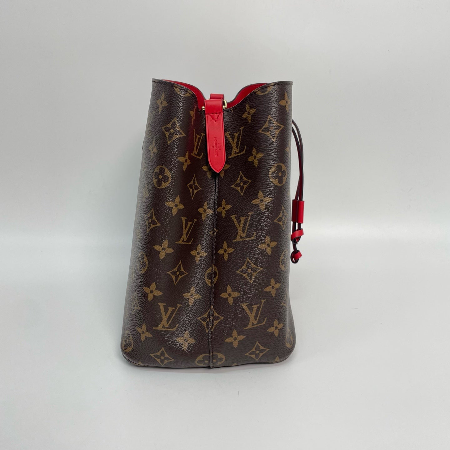 Louis Vuitton - Other - Leather - Brown - (medium)