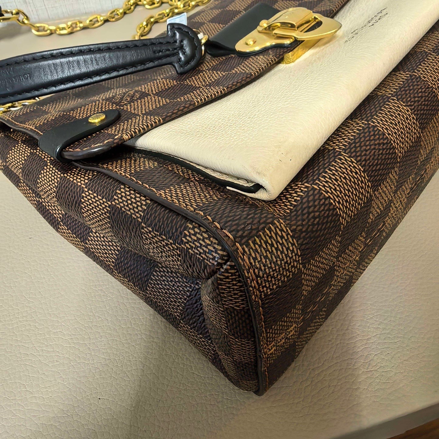 Louis Vuitton - Other - Leather - Brown - (medium)
