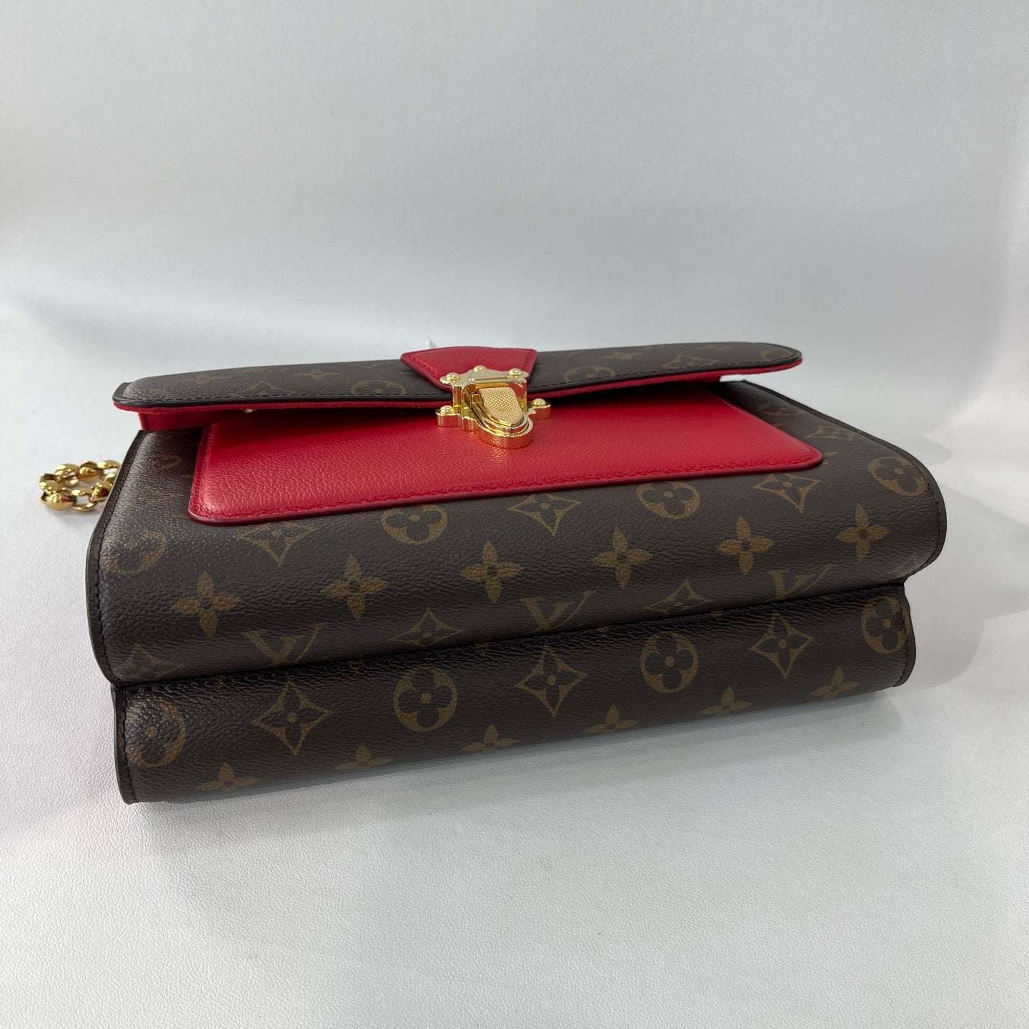 Louis Vuitton - Other - Leather - Brown - (medium)