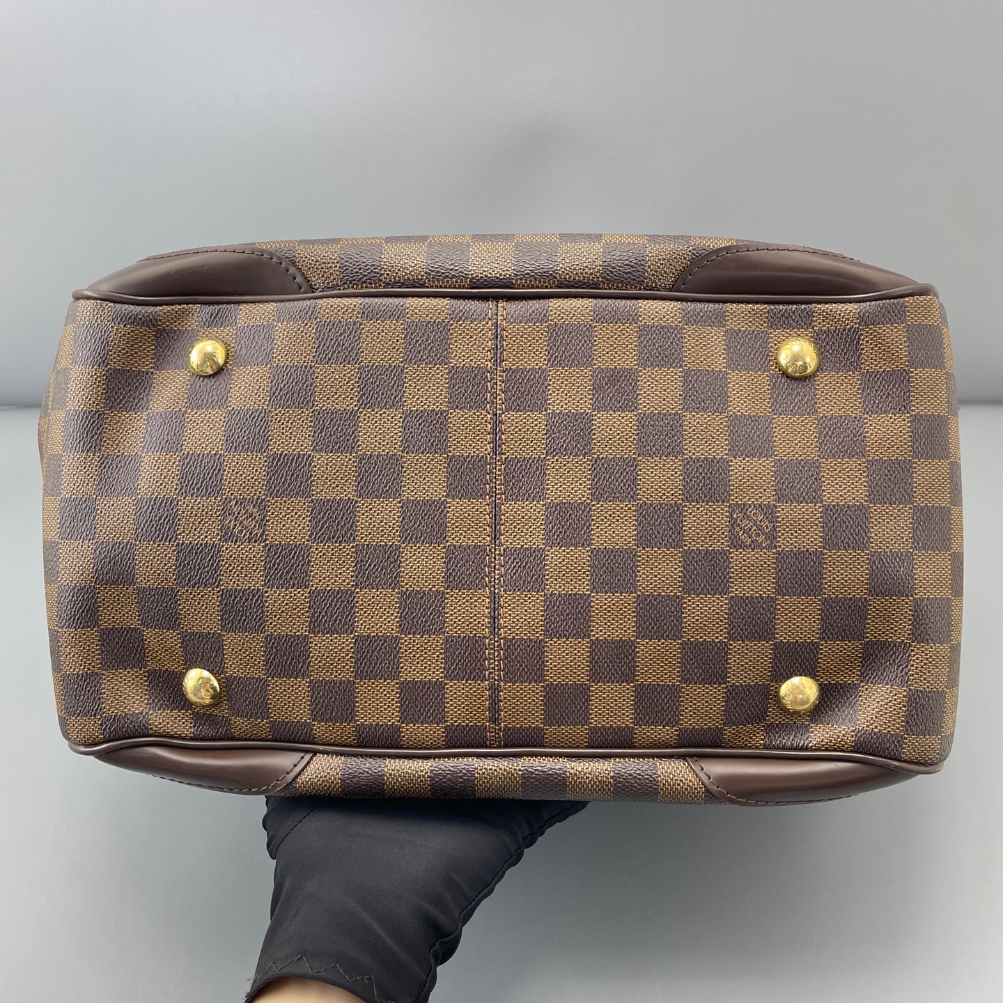 Louis Vuitton - Other - Leather - Brown - (medium)