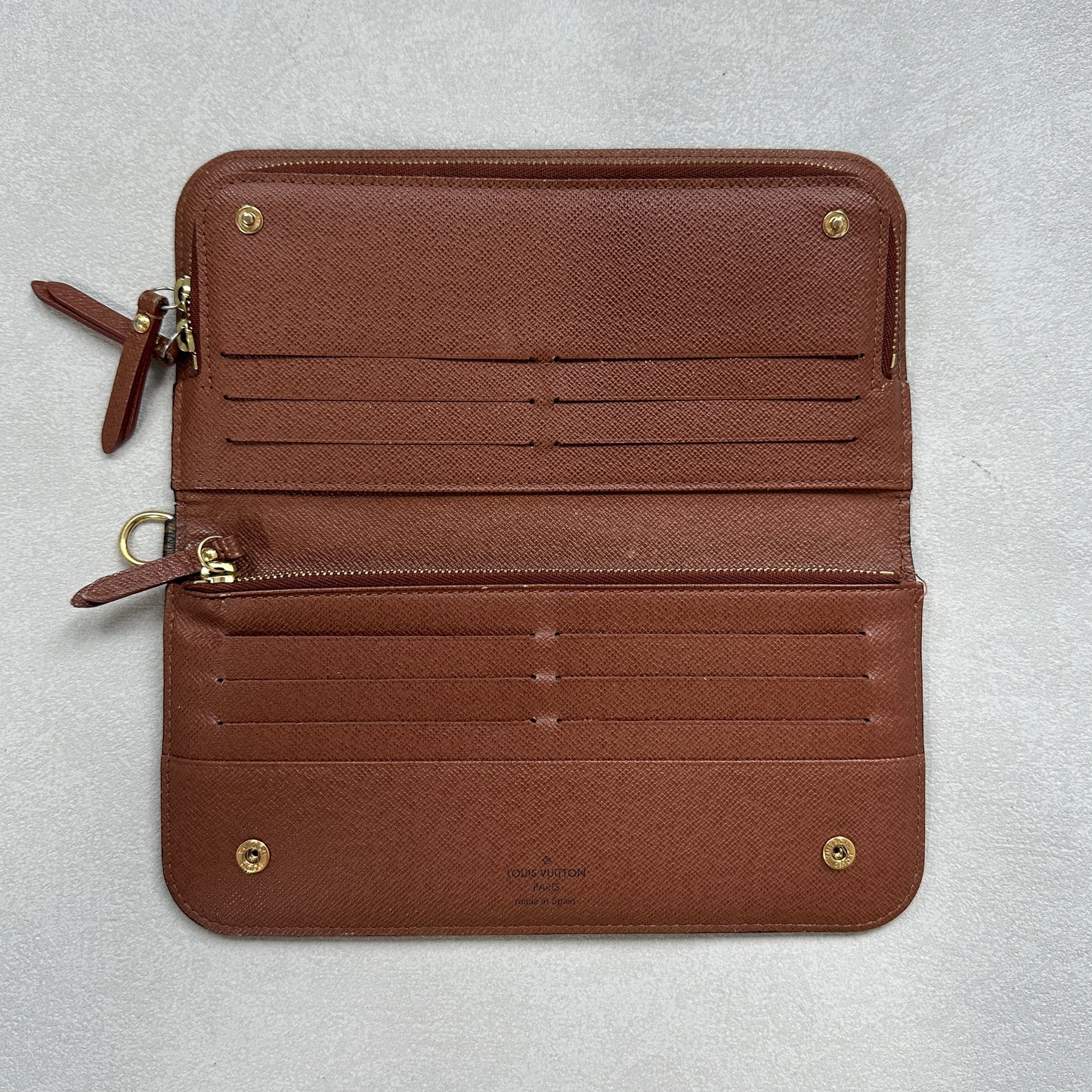 Louis Vuitton - Other - Leather - Brown - (medium)