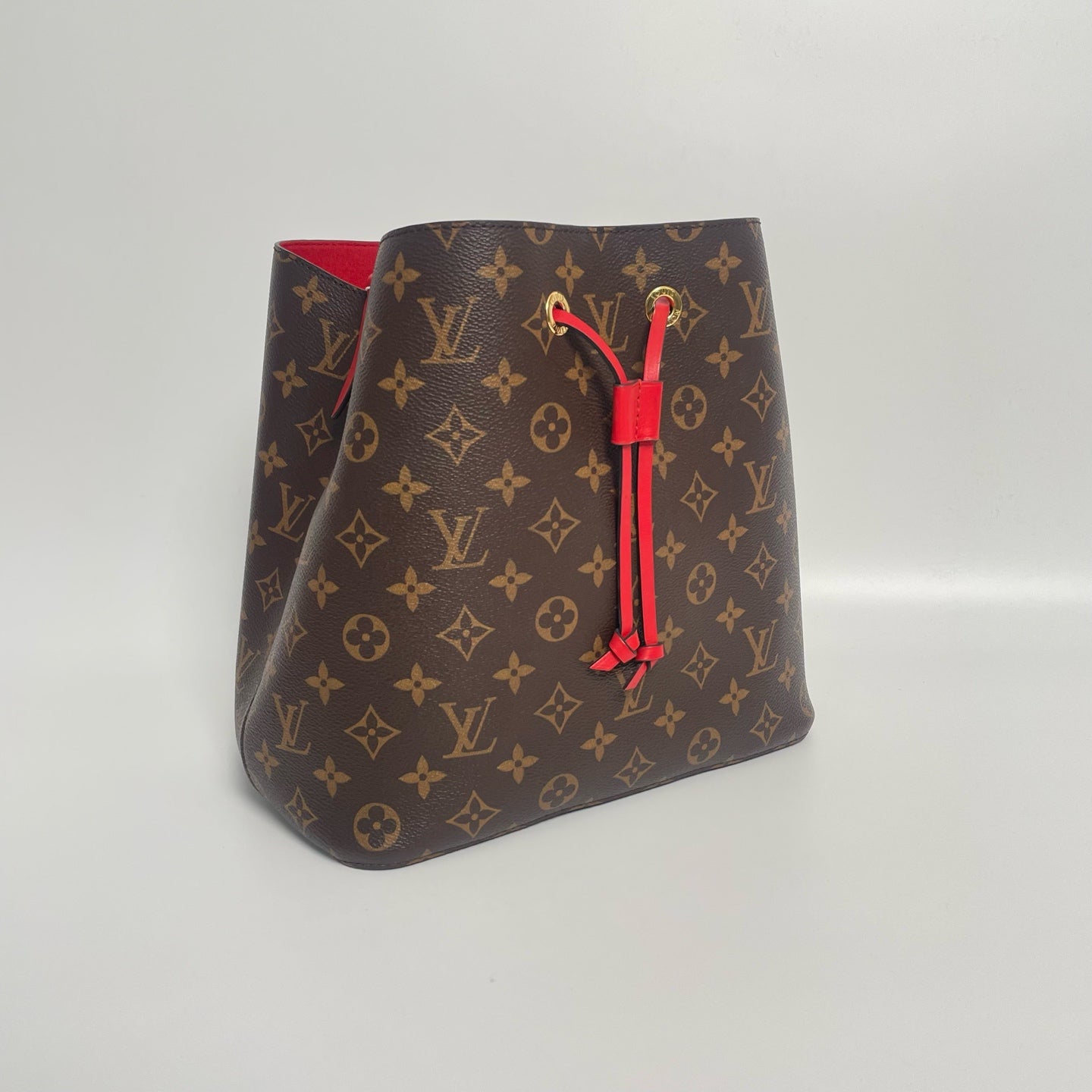 Louis Vuitton - Other - Leather - Brown - (medium)