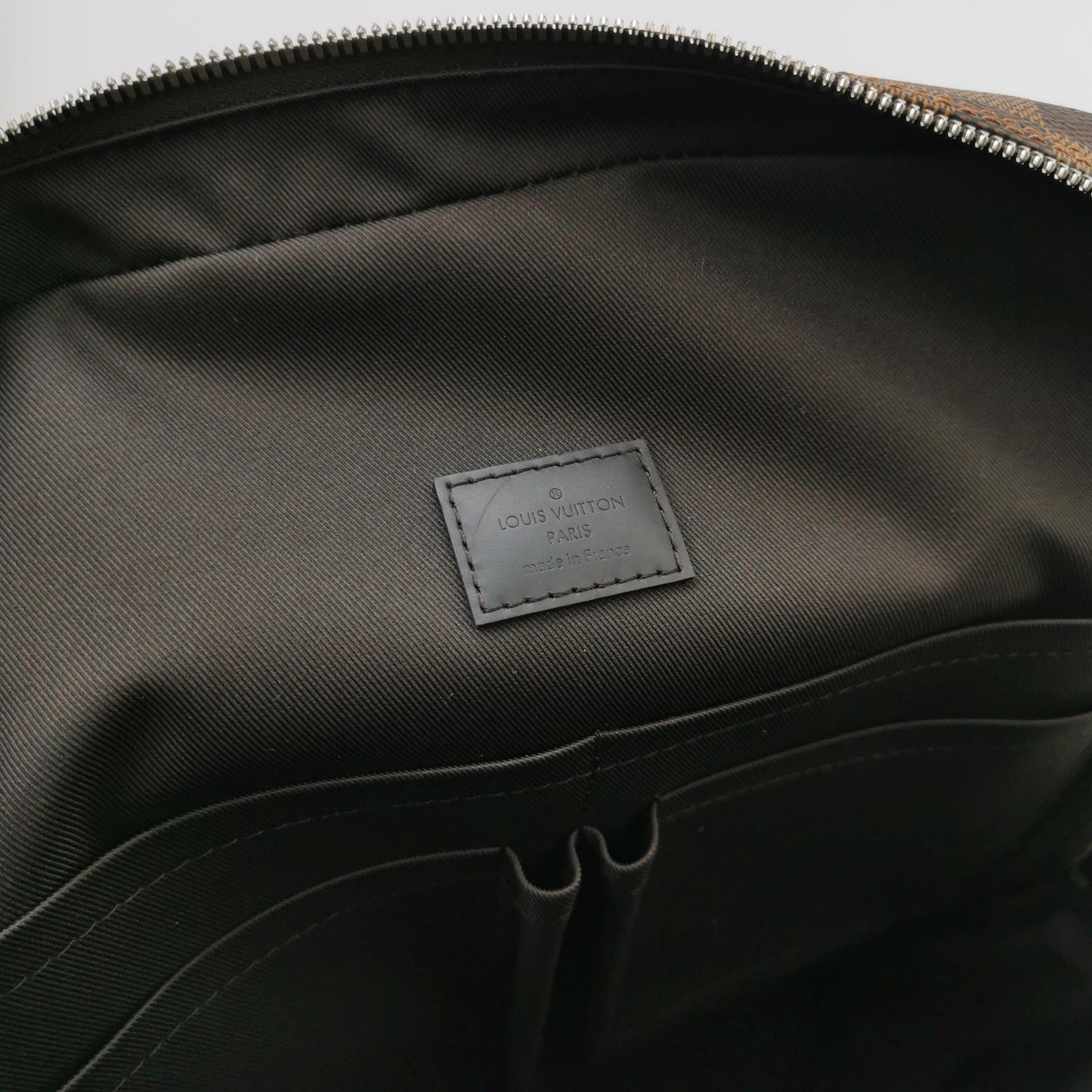 Louis Vuitton - Other - Leather - Brown - (medium)
